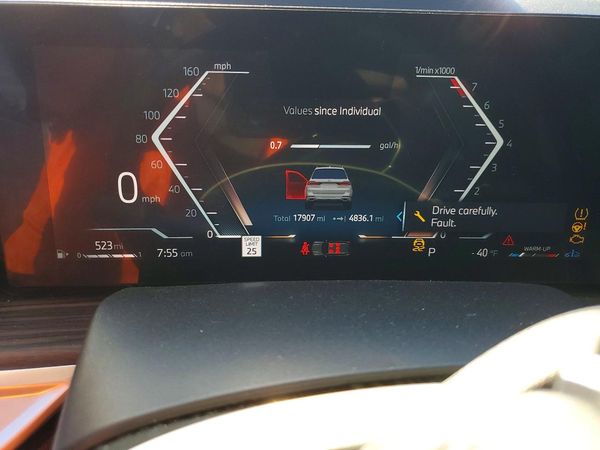 2025 BMW X7 xDrive40i