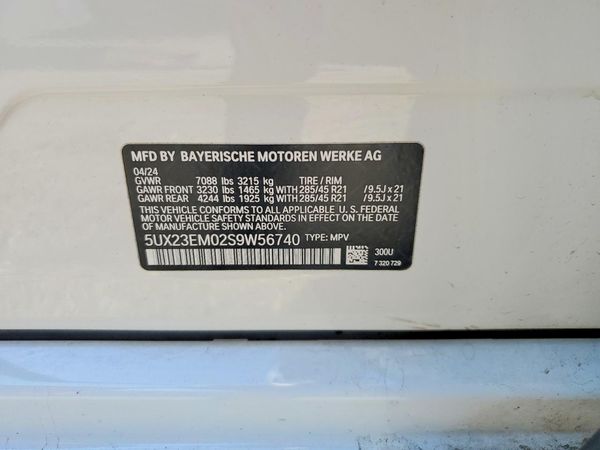 2025 BMW X7 xDrive40i