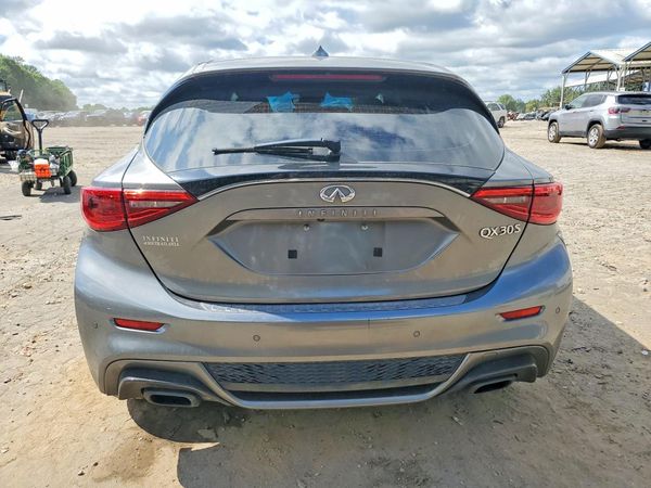 2018 INFINITI QX30