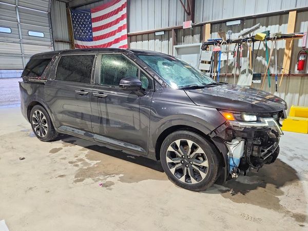 2022 KIA CARNIVAL