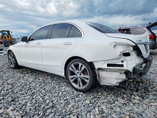 2017 MERCEDES-BENZ C C300