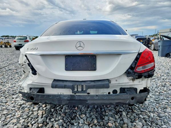 2017 MERCEDES-BENZ C C300