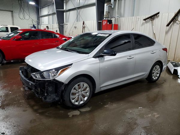 2018 HYUNDAI ACCENT SE and SEL