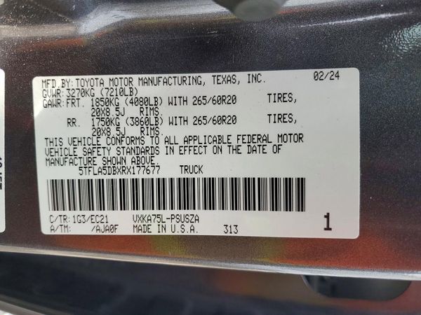 2024 TOYOTA TUNDRA SR5