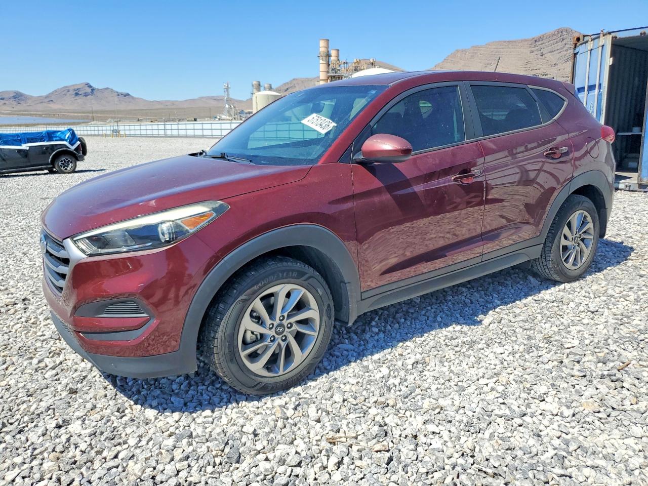 2017 HYUNDAI TUCSON SE (no options)