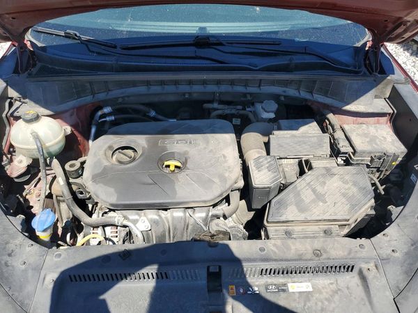 2017 HYUNDAI TUCSON SE (no options)