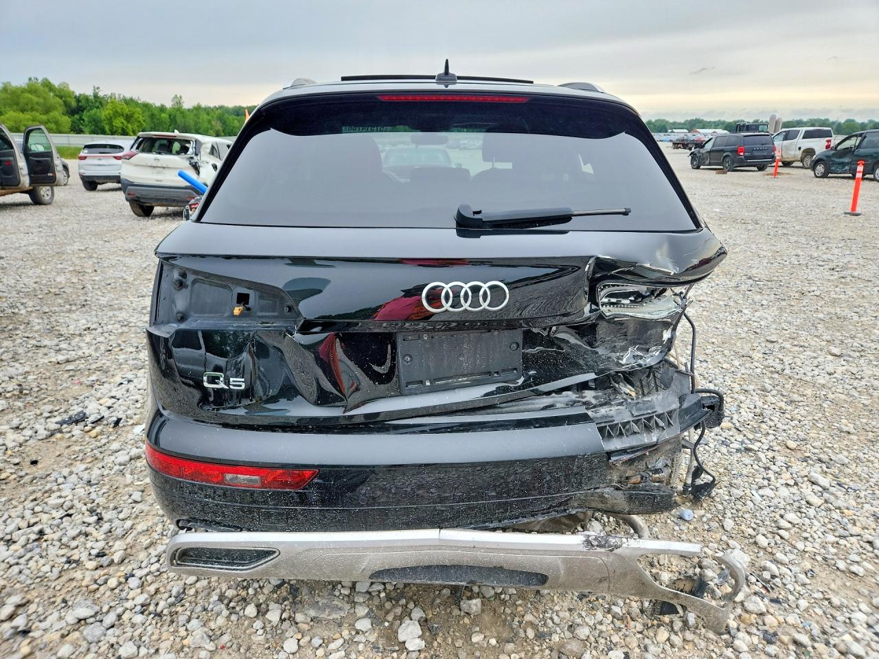 2020 AUDI Q5 quattro Premium Plus