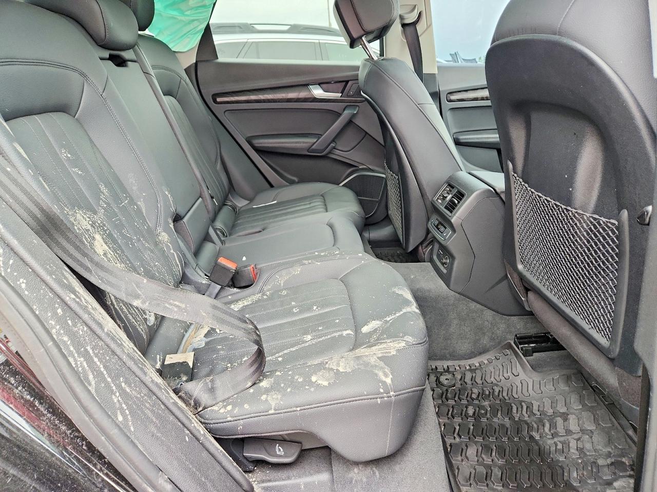 2020 AUDI Q5 quattro Premium Plus