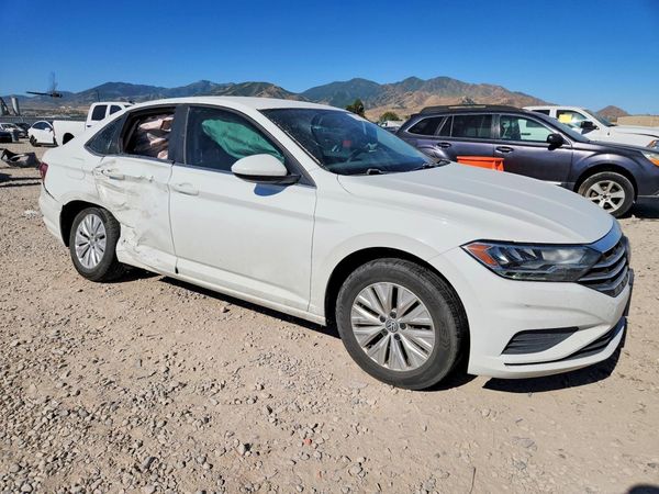 2020 VOLKSWAGEN JETTA S, R-Line