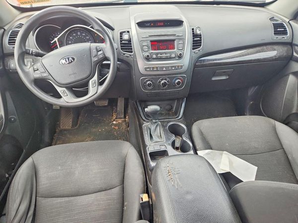 2015 KIA SORENTO GL