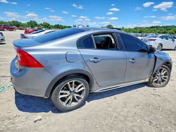 2017 VOLVO S60 CROSS COUNTRY