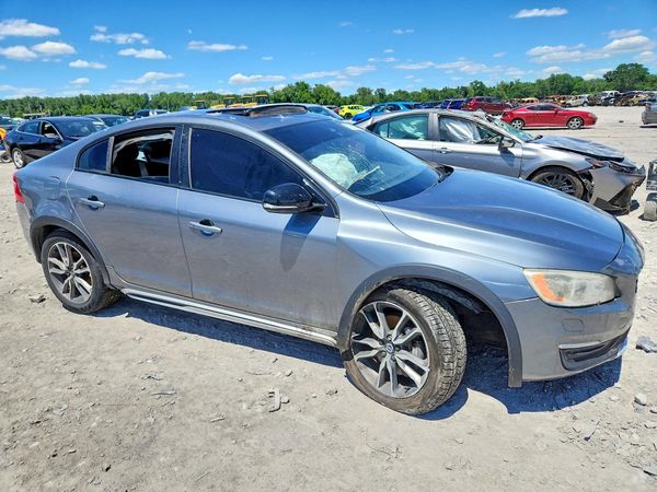 2017 VOLVO S60 CROSS COUNTRY