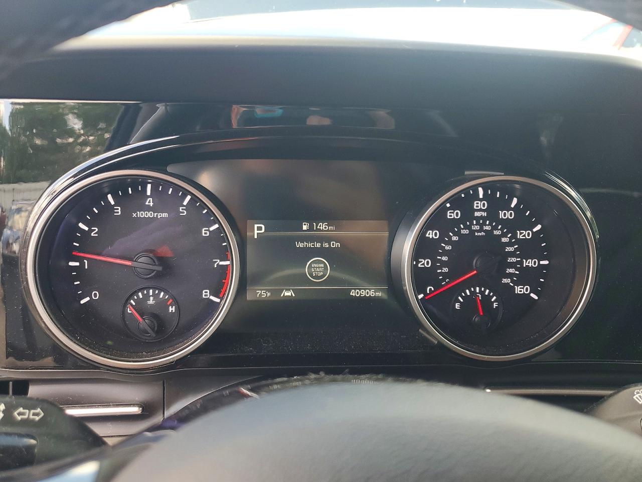 2024 KIA CARNIVAL EX