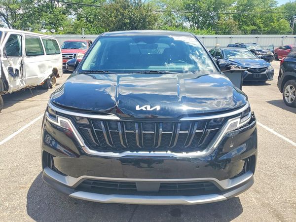 2024 KIA CARNIVAL EX