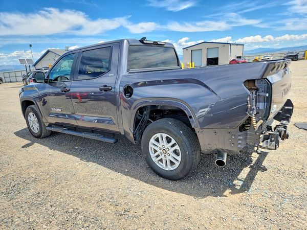 2024 TOYOTA TUNDRA
