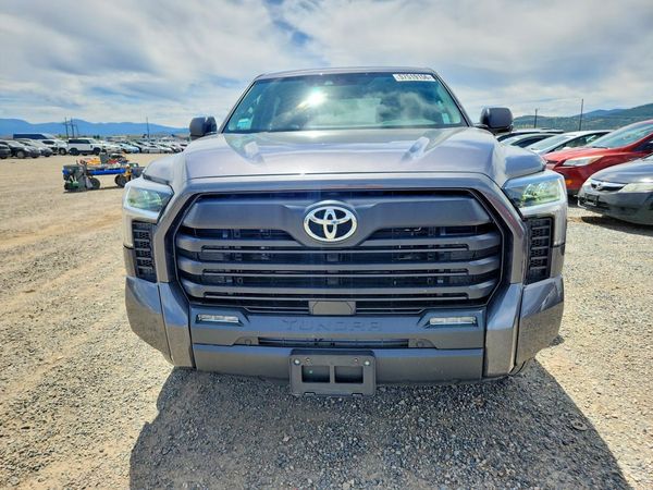 2024 TOYOTA TUNDRA