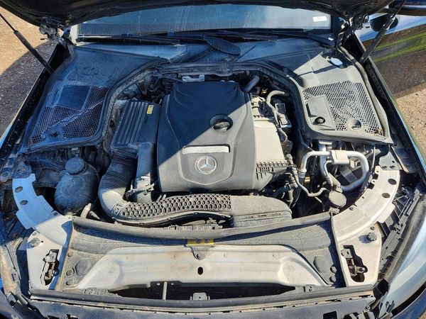 2018 MERCEDES-BENZ C C300d-4M