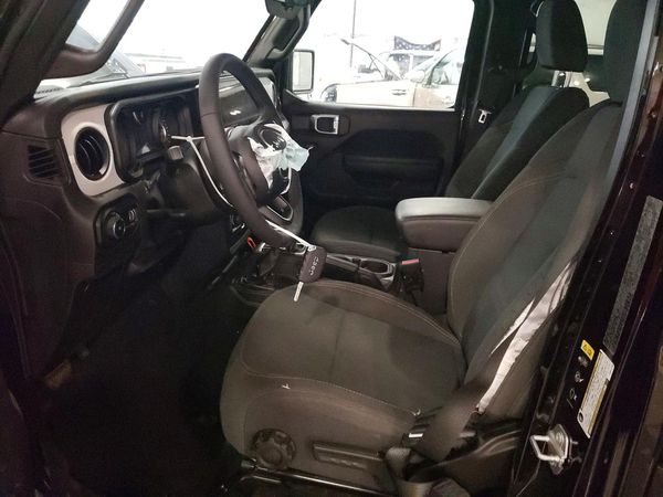 2025 JEEP WRANGLER 4-DOOR SPORT — DENT