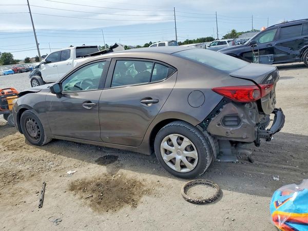 2017 MAZDA 3