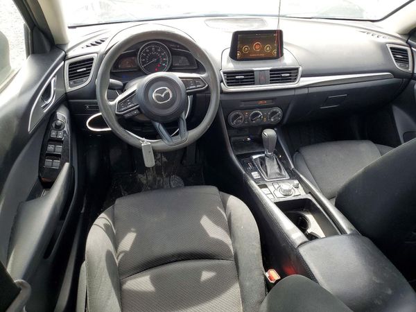 2017 MAZDA 3