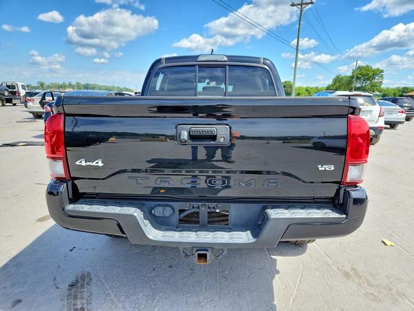 2019 TOYOTA TACOMA SR5
