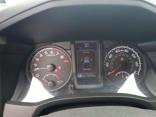 2019 TOYOTA TACOMA SR5