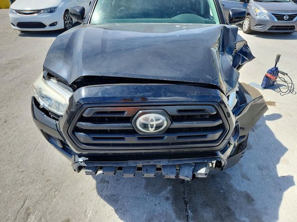 2019 TOYOTA TACOMA SR5