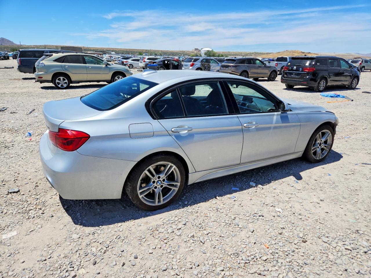 2018 BMW 330 xDrive