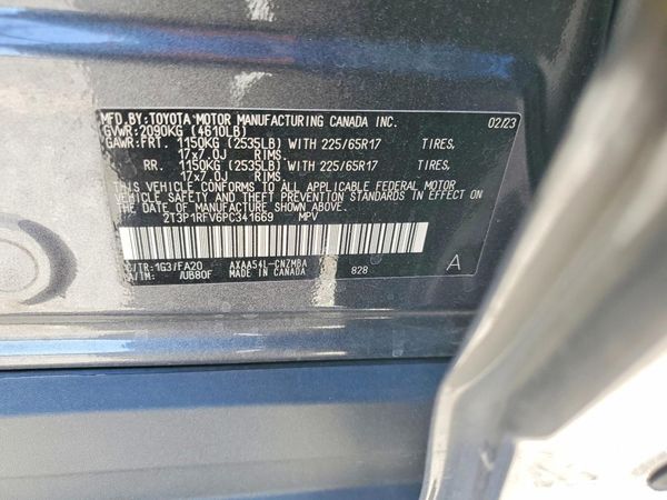 2023 TOYOTA RAV4 XLE