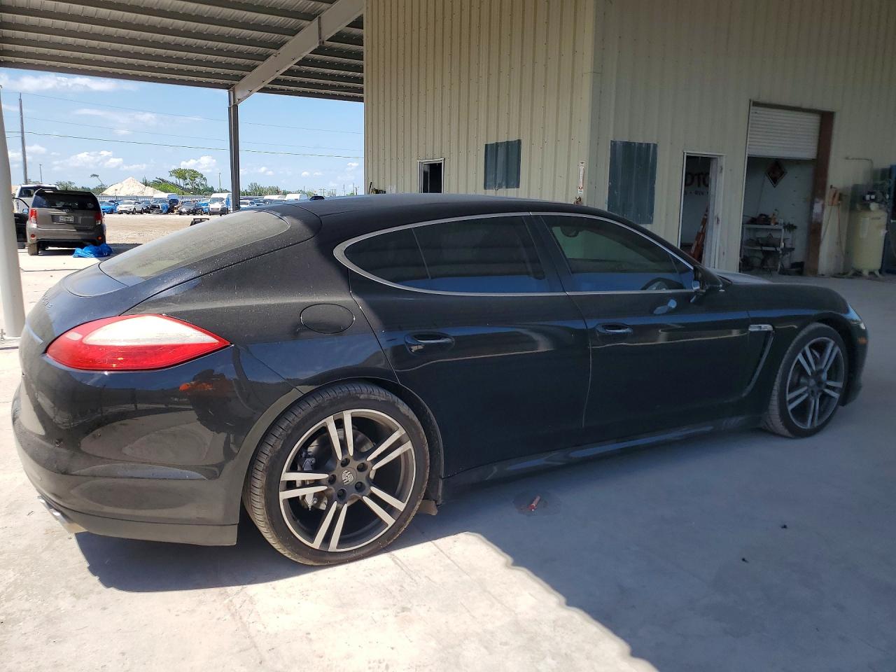 2012 PORSCHE PANAMERA S (2WD), 4S (4WD)
