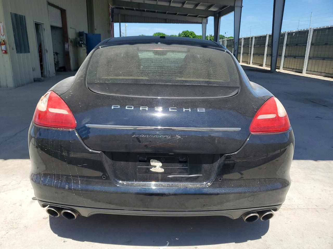 2012 PORSCHE PANAMERA S (2WD), 4S (4WD)