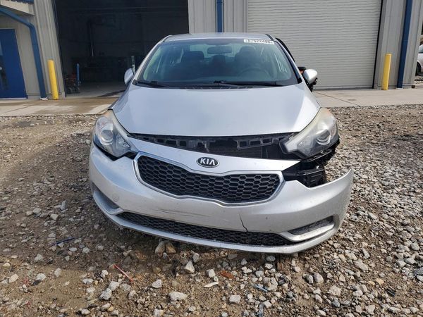 2016 KIA FORTE GL (Middle-Low Grade)