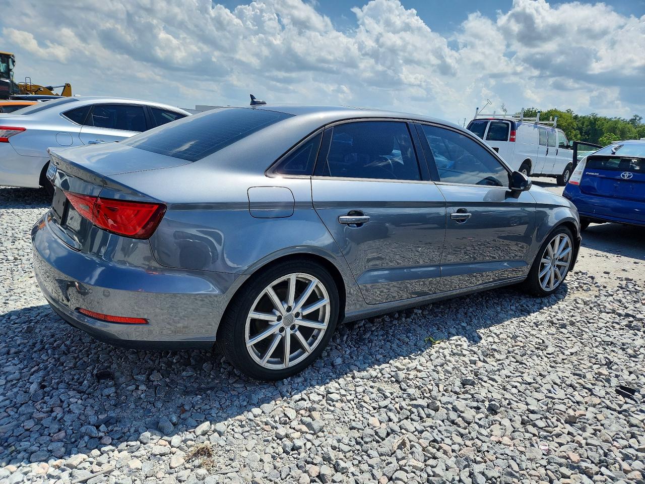 2016 AUDI A3