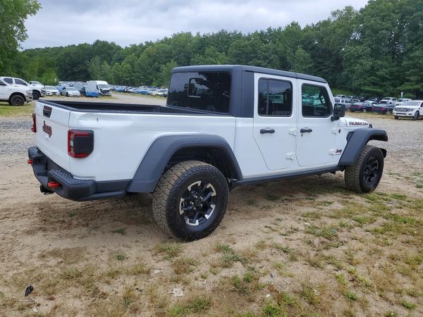 2026 JEEP GLADIATOR RUBICON 4X4