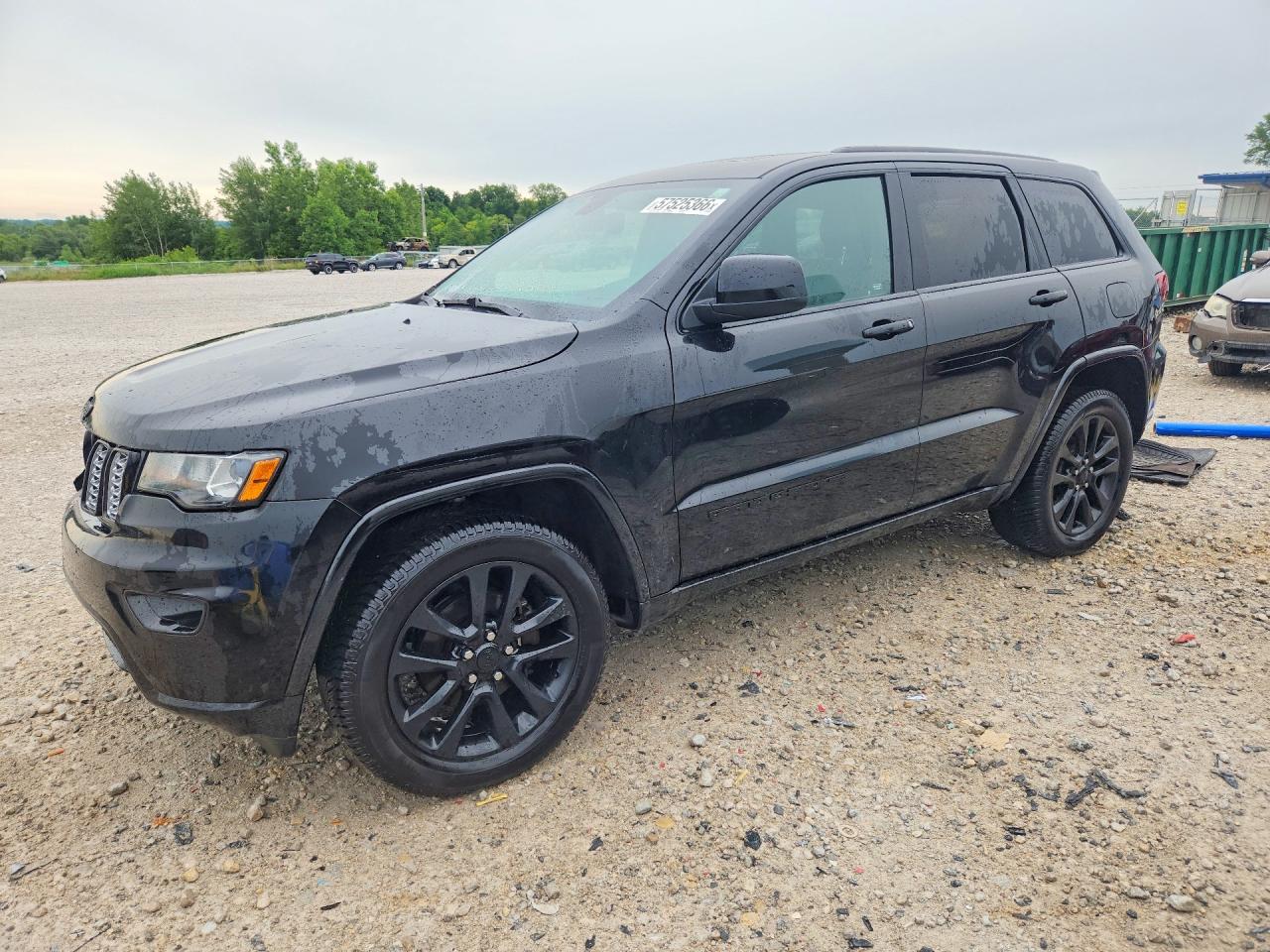 2019 JEEP GRAND CHEROKEE LAREDO 4X4