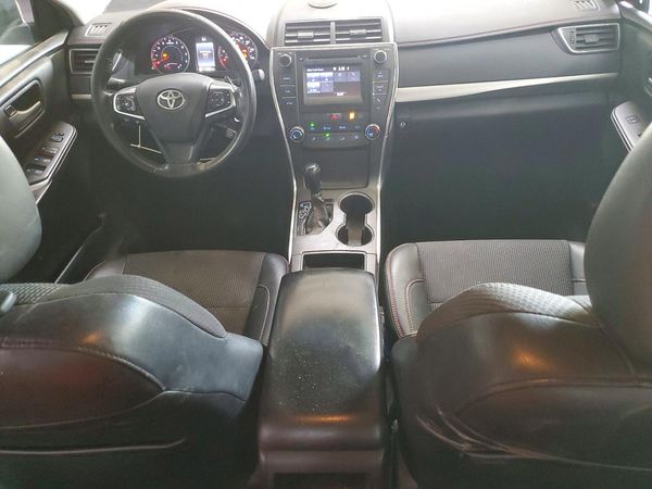 2017 TOYOTA CAMRY