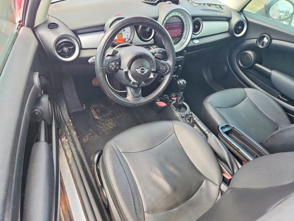 2013 MINI COOPER