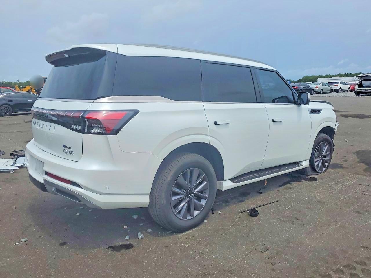 2025 INFINITI QX80 Pure