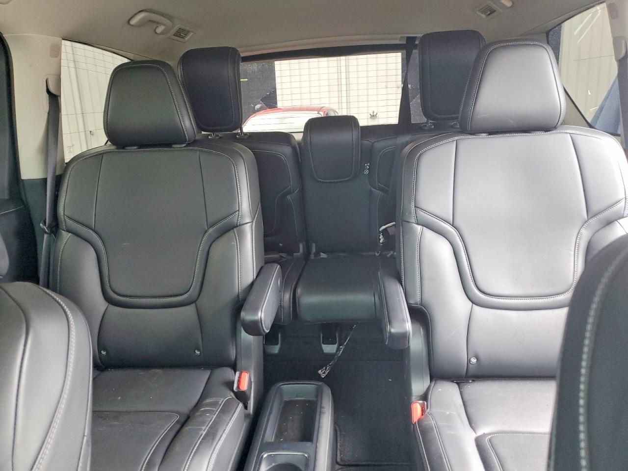 2025 INFINITI QX80 Pure