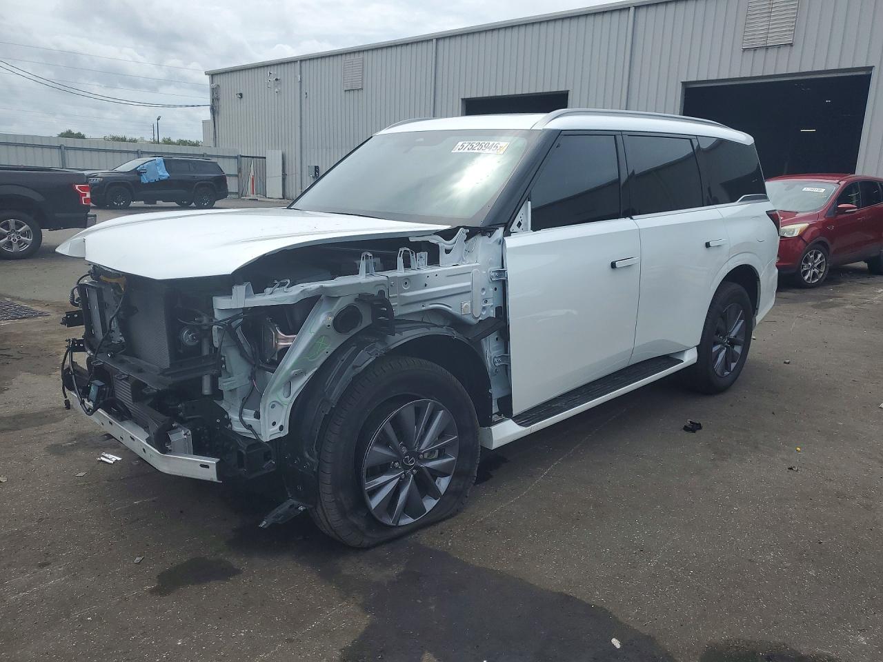 2025 INFINITI QX80 Pure