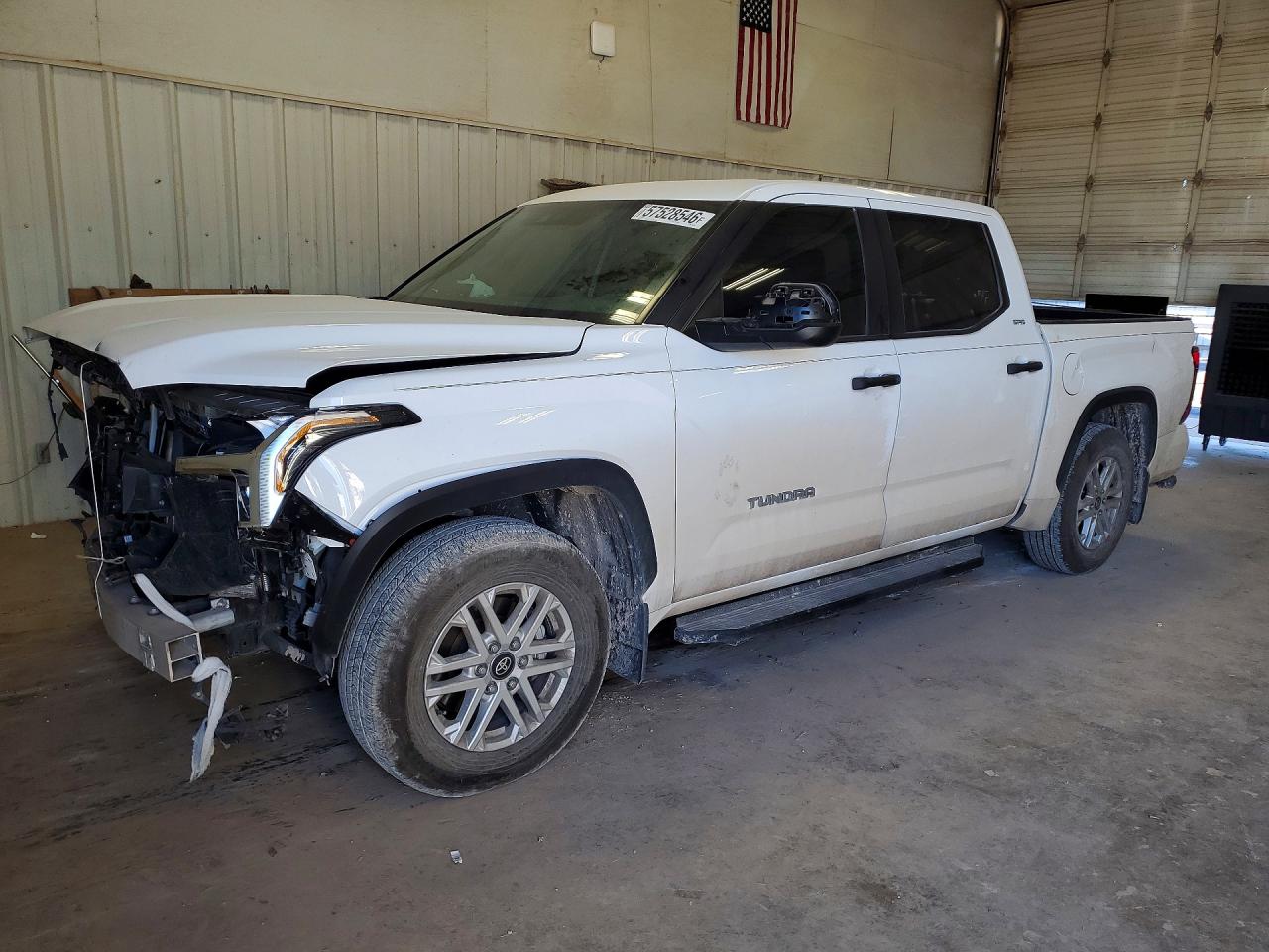 2025 TOYOTA TUNDRA SR5