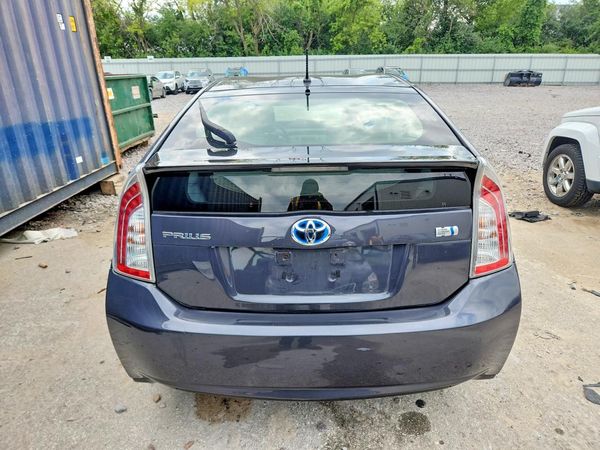 2012 TOYOTA PRIUS