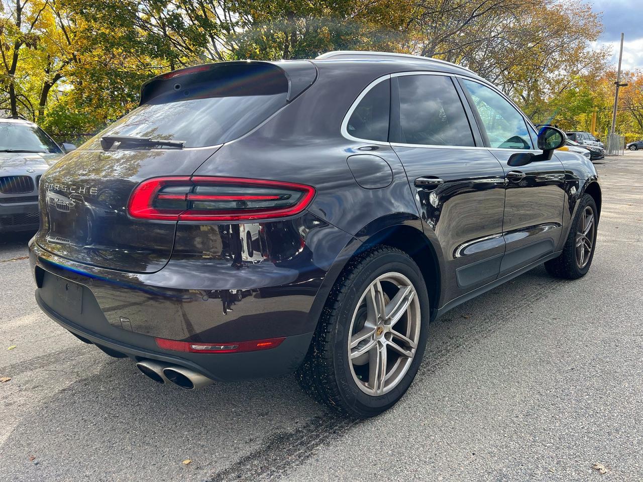 2015 PORSCHE MACAN