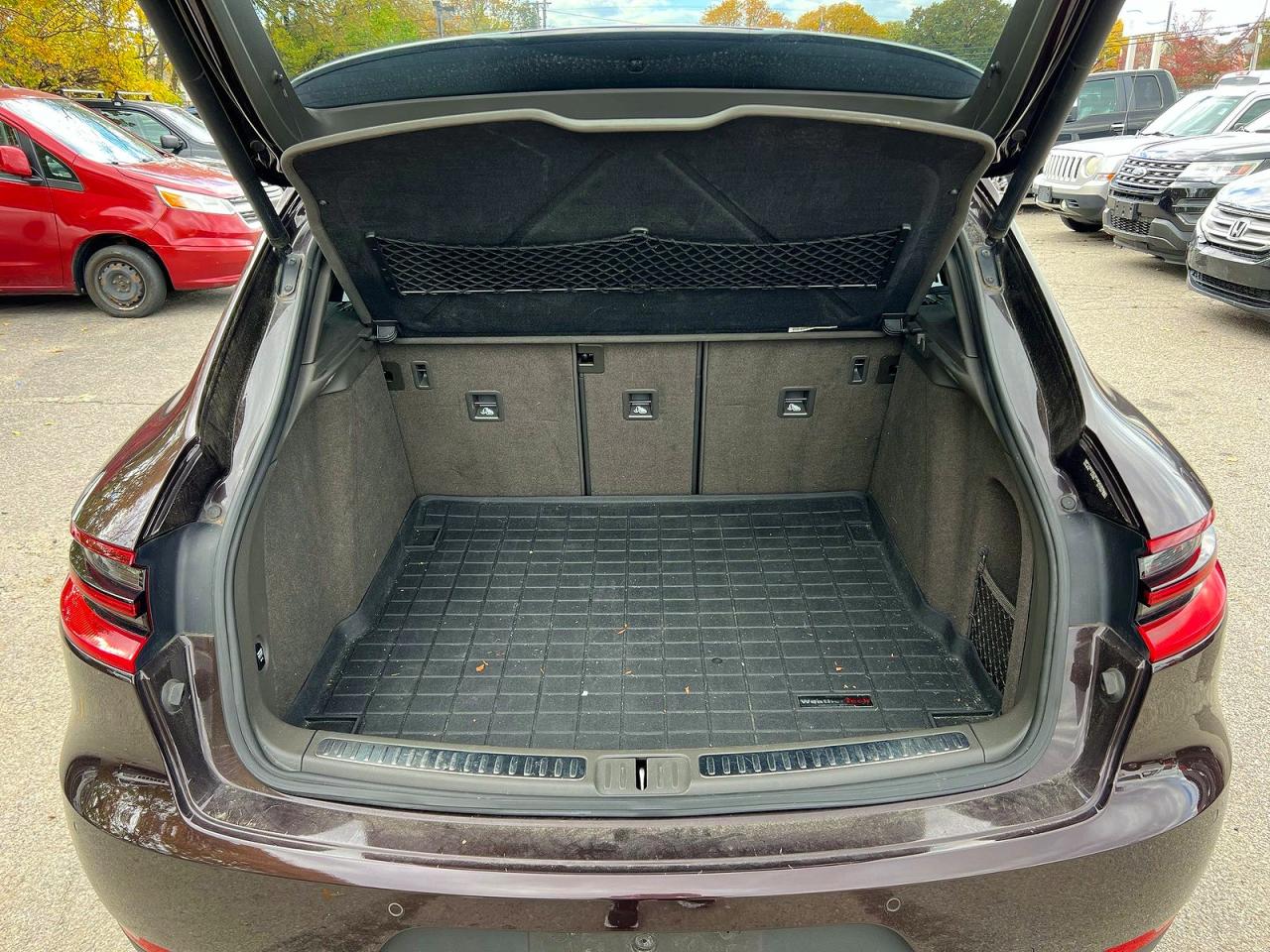 2015 PORSCHE MACAN