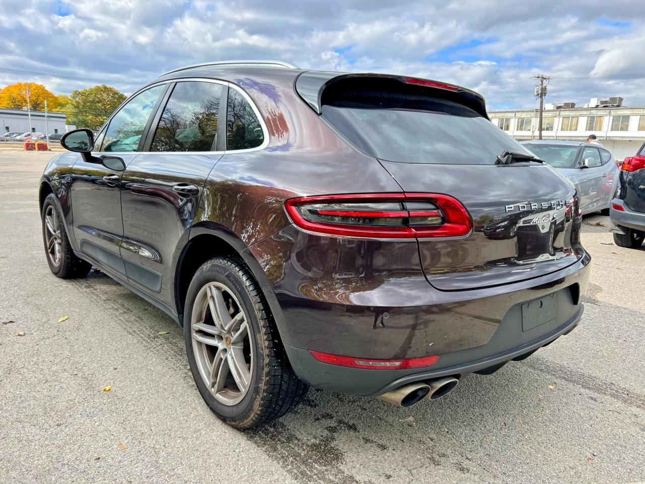 2015 PORSCHE MACAN