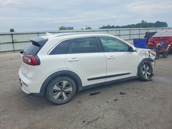 2018 KIA NIRO
