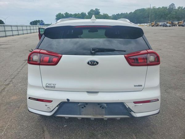 2018 KIA NIRO