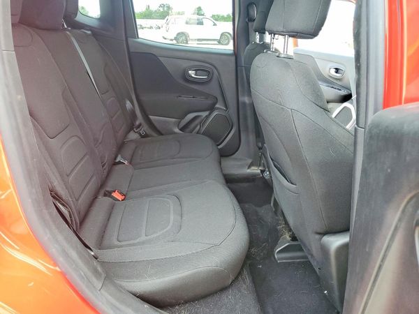 2021 JEEP RENEGADE LATITUDE 4X2