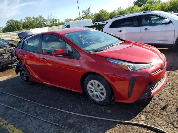 2022 TOYOTA PRIUS
