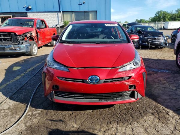 2022 TOYOTA PRIUS